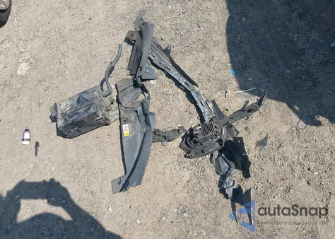 2020 Toyota Corolla Le из США, поврежденный, VIN 5YFEPRAE7LP030185